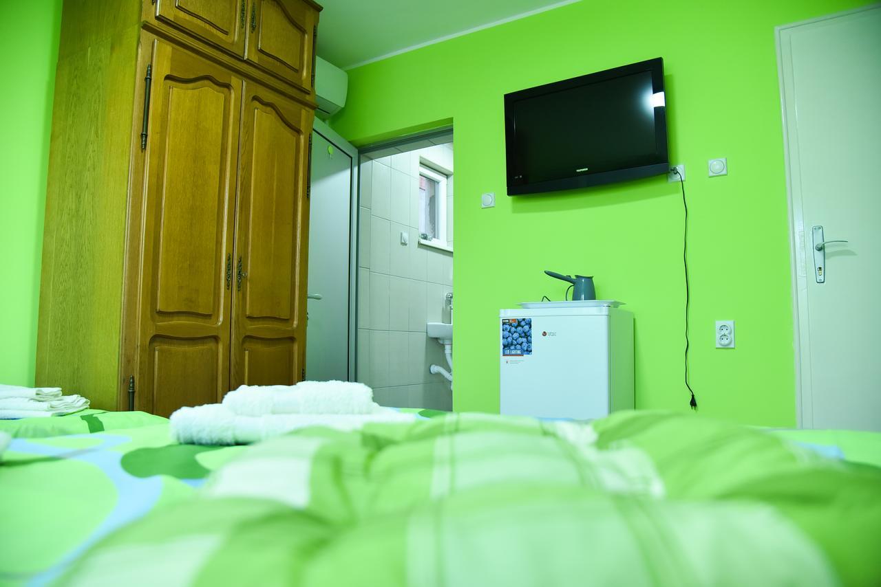 فندق Prenociste Pilot Ni المظهر الخارجي الصورة